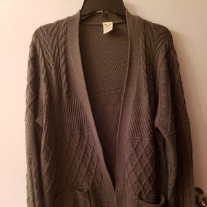 Very cozy cardigan/ sweater